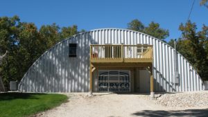 Taller-casa tipo Quonset